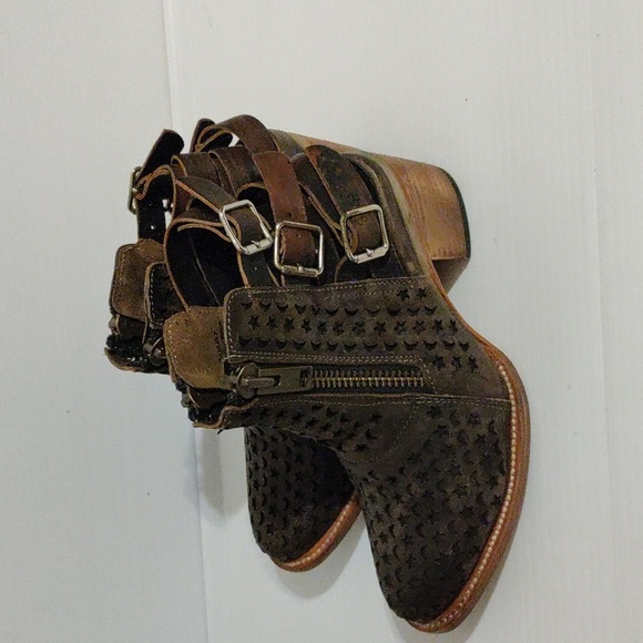 Rare FreeBird DAHLIA Brown Dahlia Star/ Moon Cutout Boots size 7 - Picture 4 of 15